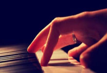 上次也是对切尔西，范德芬和罗梅罗自12月后首次联袂首发.